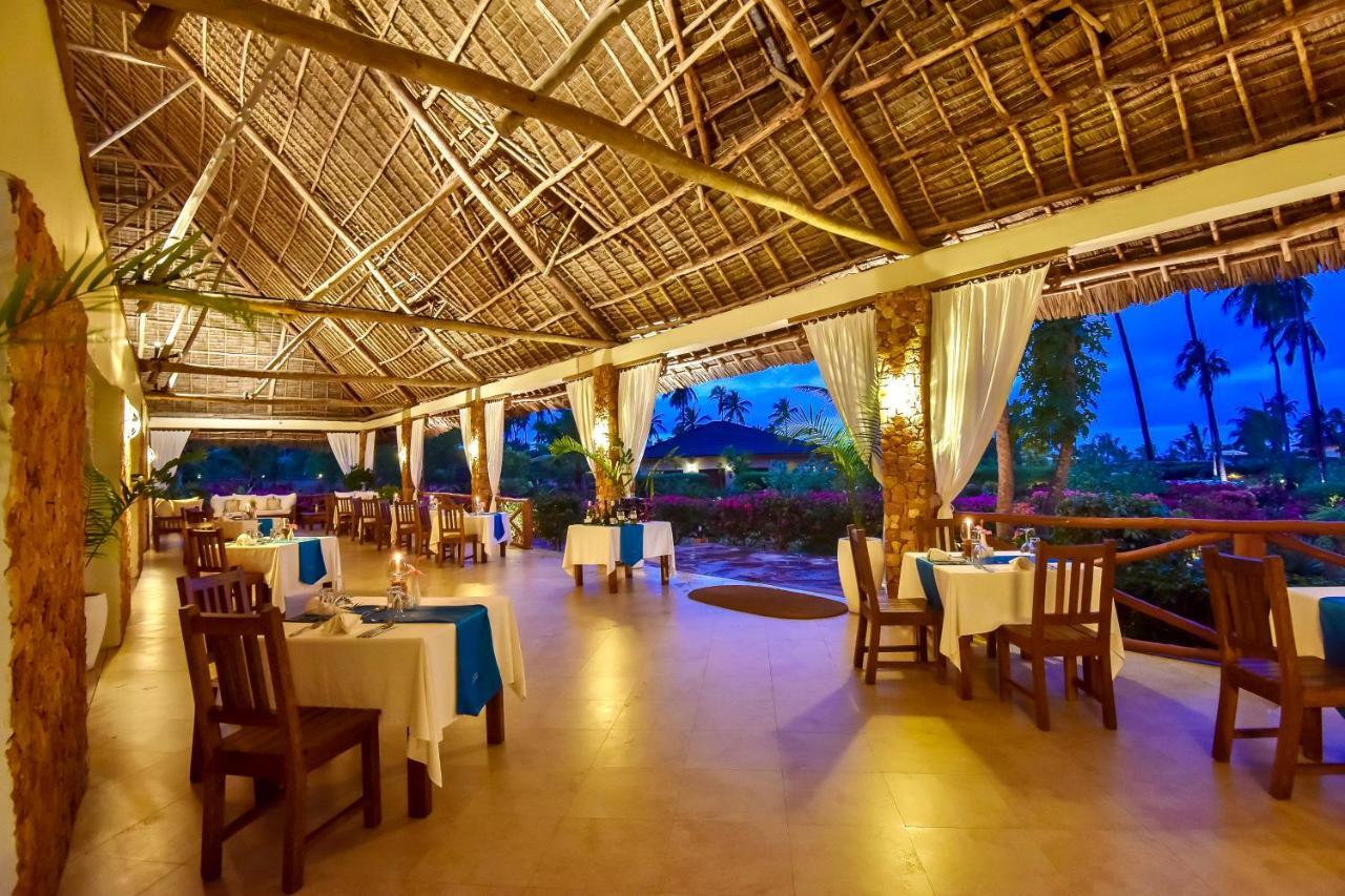 The Sands Beach Resort 브웨주 외부 사진